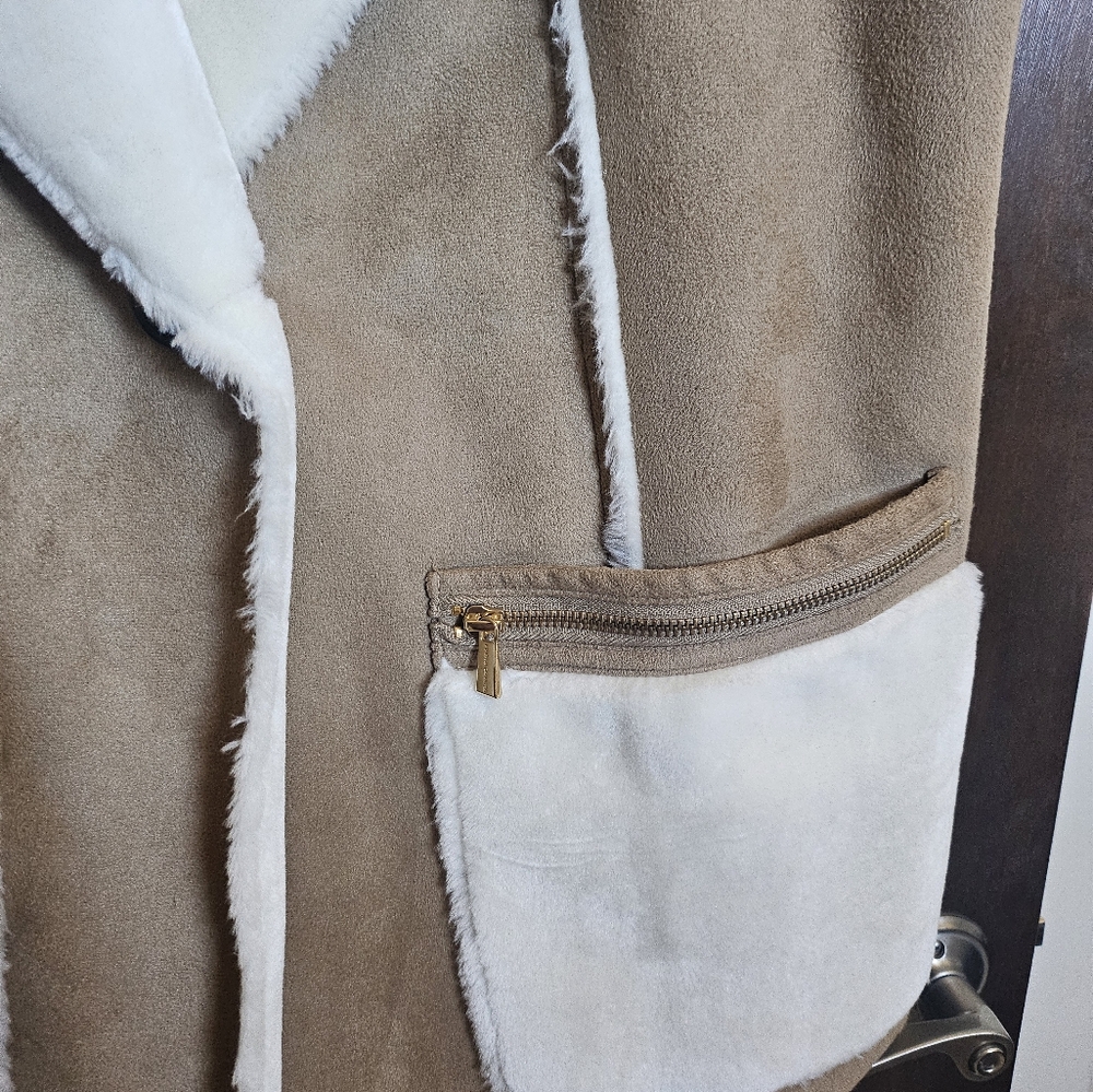 Susan Graver Faux Fur Vest - Picture 4 of 9